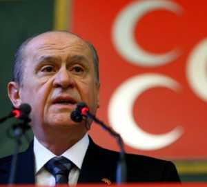 Bahçeli, Gül'ün verdiği yemeği sakıncalı bulmuyor