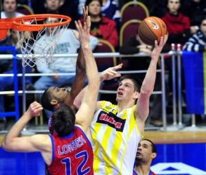 FB Ülker: 48 - CSKA Moskova: 66