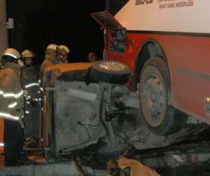 İzmir'de trafik kazası 4 can aldı