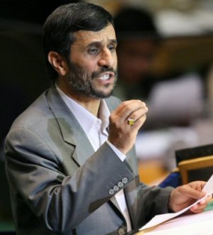 Ahmedinejad Türkiye'ye geliyor