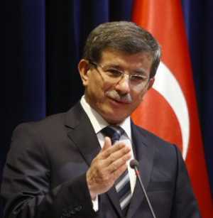 Davutoğlu, 'nükleer sorun' hakkında konuştu