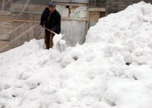 Van'da 113 köy yolu ulaşıma kapandı