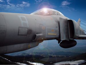 Türk F-16'larına 4 kez önleme