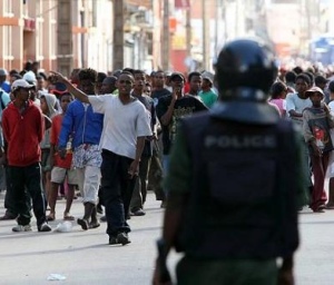 Madagaskar'da iktidar değişikliğini protesto