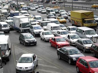 İstanbul'da yarın trafiğe dikkat