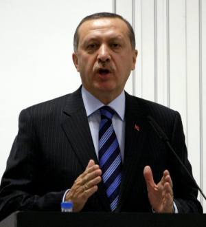 Erdoğan yaralıları ziyaret etti