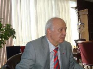 Prof. Tural görevinden alındı