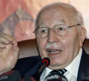 Erbakan'dan ağır eleştiri