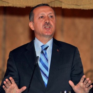 İP'te Erdoğan'a suç duyurusu