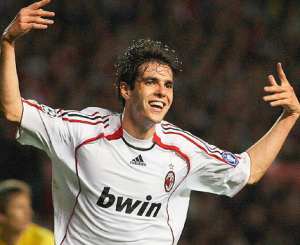 Kaka resmen Real Madrid'de