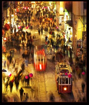 İstiklal'in çevresi yayalaştırıldı