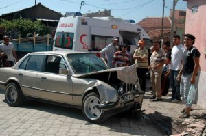 Trafik kazalarında 23 kişi öldü