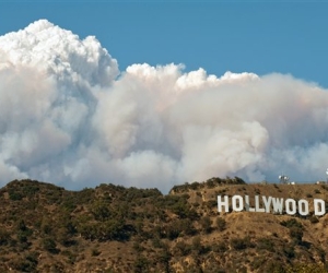 California'daki yangın yayılıyor