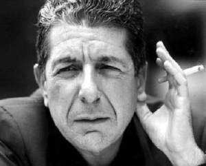 Leonard Cohen, konserde bayıldı