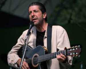 Leonard Cohen yeniden sahnede