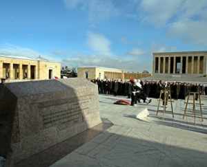 İsmet İnönü doğumunun 125. yılında anıldı