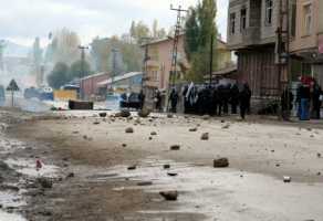 Hakkari'de izinsiz gösteri