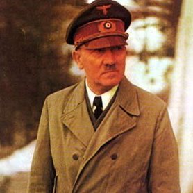 Hitler'in intiharı yalan mı?