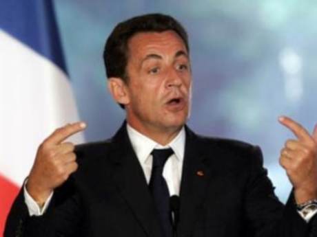 Clio krizinde Sarkozy devrede