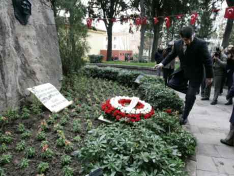 Zübeyde Hanım ölümünün 87. yılında anıldı