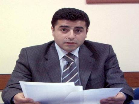 BDP'Lİ Demirtaş'tan Atalay'a 'Kürtçe İsim' sorusu