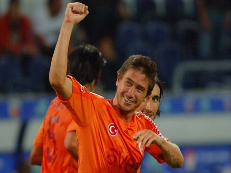 Galatasaray'da Kewell şoku!