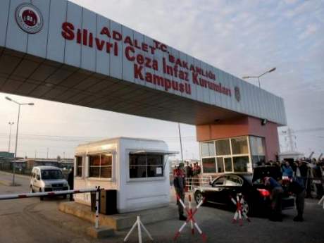 CHP'li Ersin'in Silivri ziyareti yeni yönetmeliğe takıldı