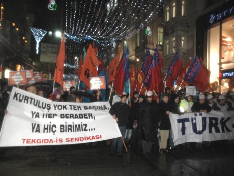 İşçilere destek yürüyüşü