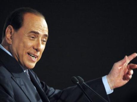 Berlusconi, Adli Tıp muayenesinde