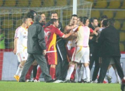 Kayserispor, Galatasaray'ı TFF'ye şikayet etti