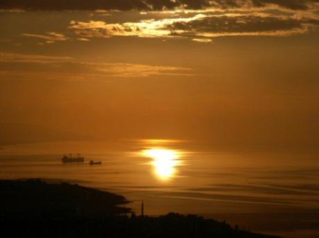 İskenderun Körfezi'nde lodosla gelen kirlilik