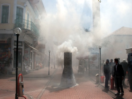 Taksim'de patlama: 1 ölü, 32 yaralı