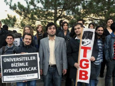 TGB, YÖK'ü protesto etti