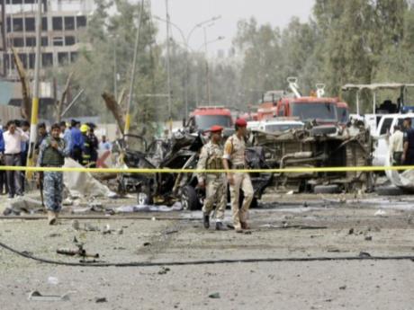 Bomba yüklü araçla saldırı: 3 ölü