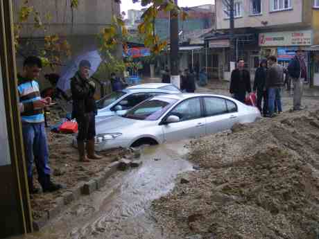 Aydın'da sel: 2 ölü