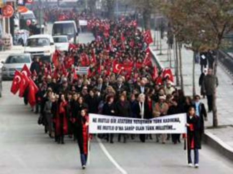 İlk kadın mitinginin yıldönümü