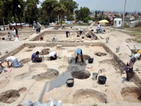 En büyük arkeoloji müzesi Denizli'ye