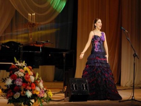 Carmen, Azerbaycanlı ünlü soprano 'Fidan Haciyeva' ile sahnelenecek