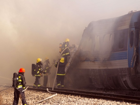 İsrail'de tren yangını: 100 yaralı