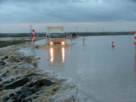 Meriç Nehri taşmak üzere