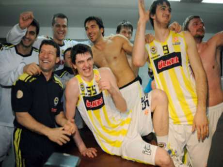 Fenerbahçe Ülker finalde (20.02.2010)