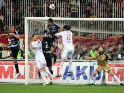 Derbi berabere bitti (21.02.2010)