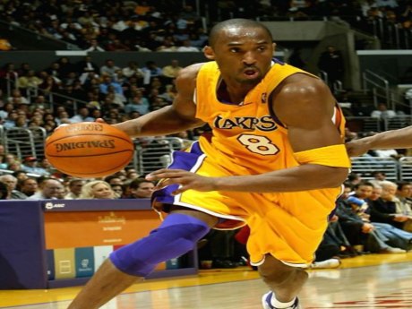 Kobe Bryant'dan 4 saniye atışı