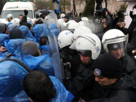 Polis, işçinin cenazesini vermedi