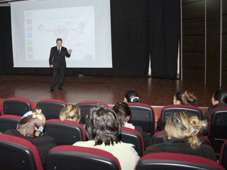 Kartal'da tüp bebek semineri