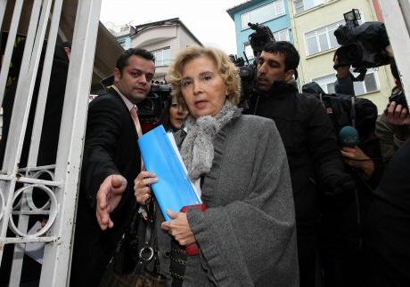 Nazlı Ilıcak'a hapis