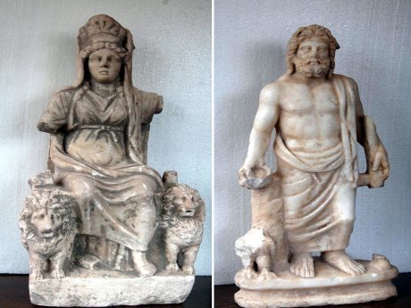 Tarladan Zeus ve Kybele heykelleri çıktı