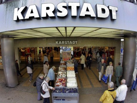 Karstadt iflas etti