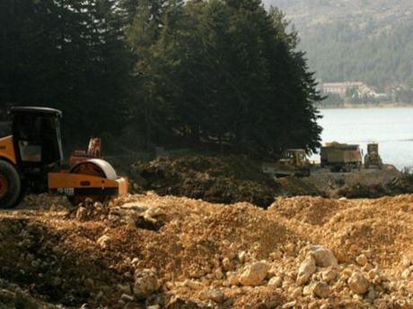 Abant'taki canlılar çalışmalardan büyük zarar görüyor