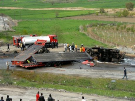 Ankara yolunda zincirleme kaza: 2 ölü